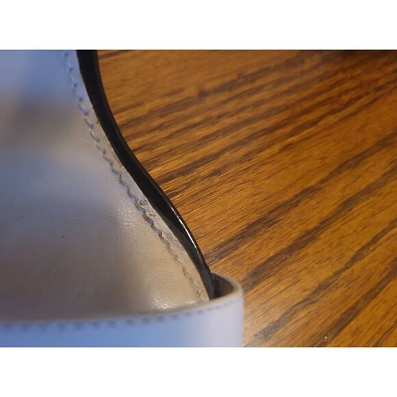 GUESS Women Size 7M Black Patent Leather Stiletto Heels 4.5 Cream and Tan - Picture 14 of 14